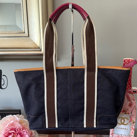 Coach Denim Weekender Tote with Pink and Brown Accents - EUC - Picture 2 of 13